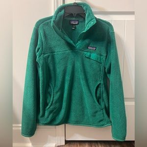 Patagonia green pullover never worn